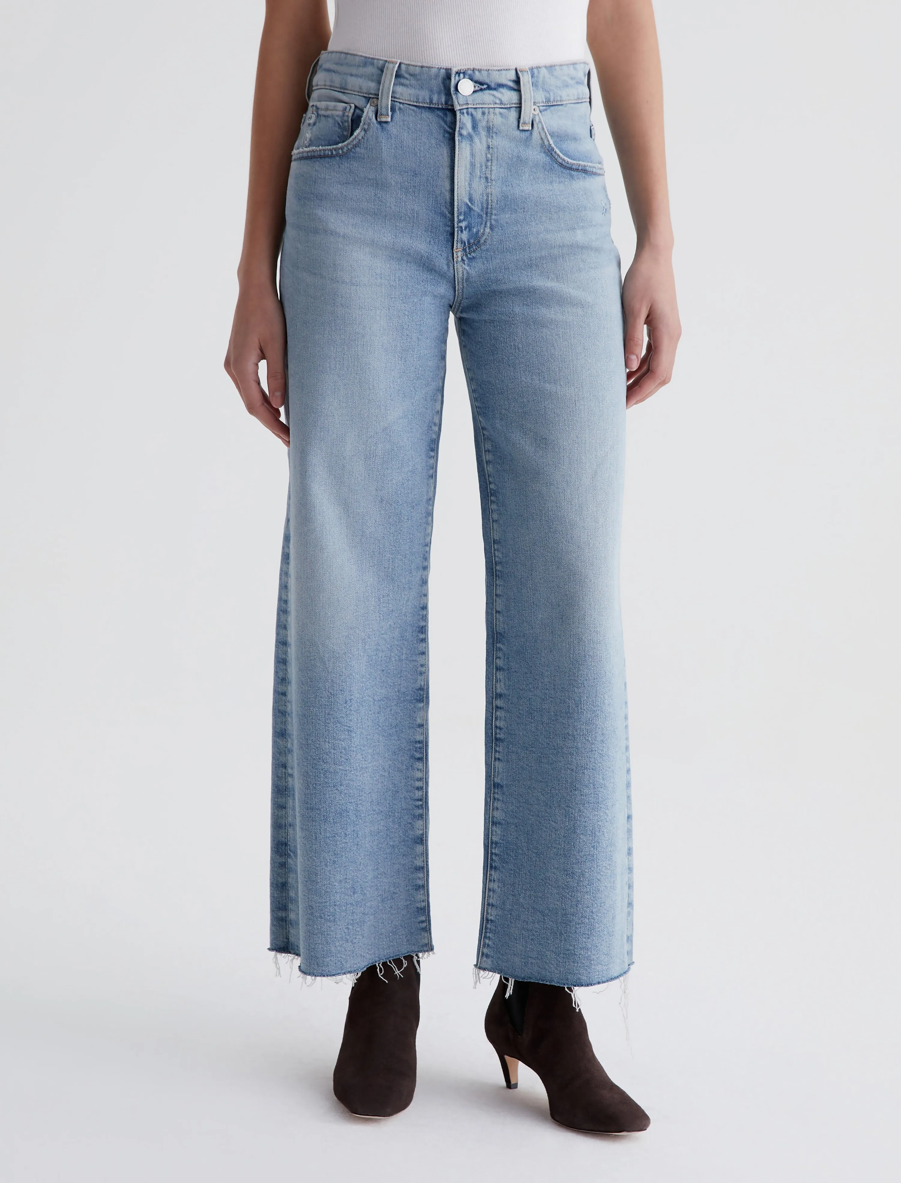 AG Jeans Saige Wide Leg Crop Jeans in Eclipsed