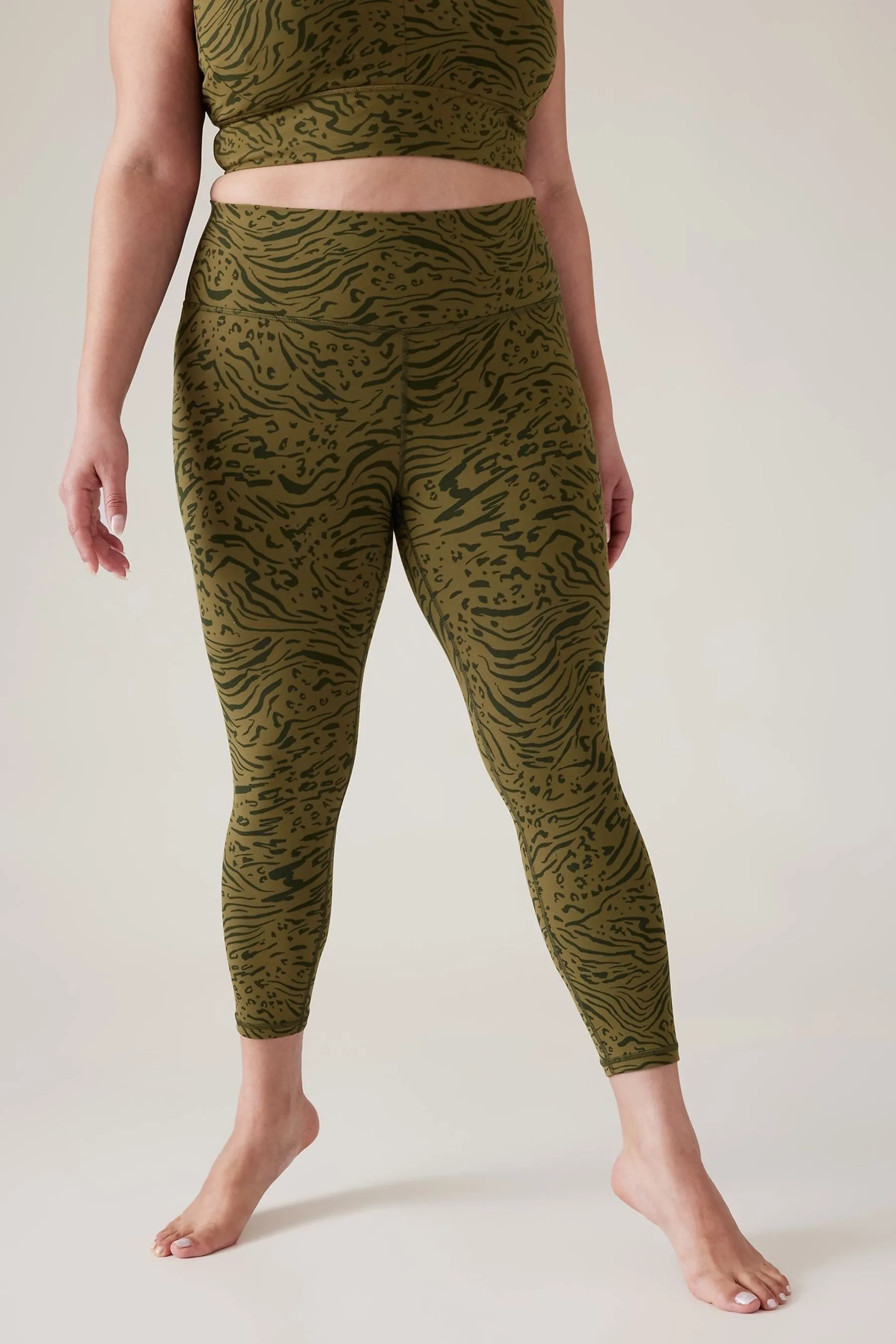 Athleta Green Transcend 7/8 Leggings