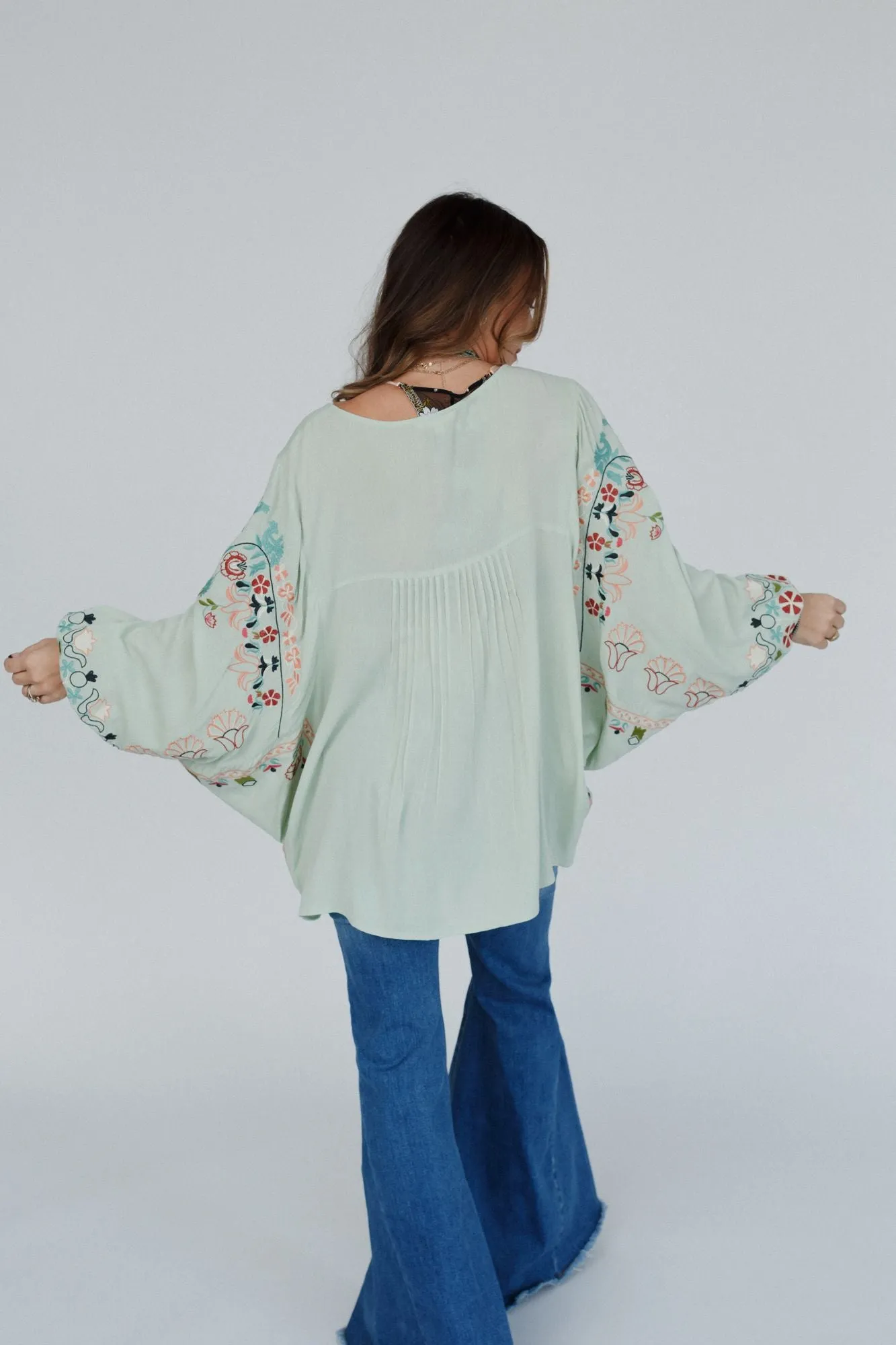 Frida Embroidered Dolman Sleeve Top - Mint