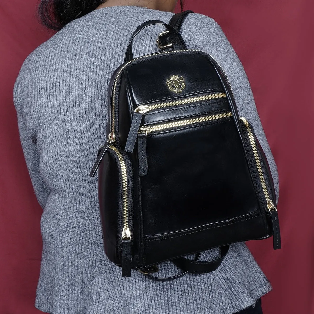 Handcrafted Signature Golden Lion Black Genuine Leather Multi-Pockets Girlish Soft Touch Backpack By Brune & Bareskin