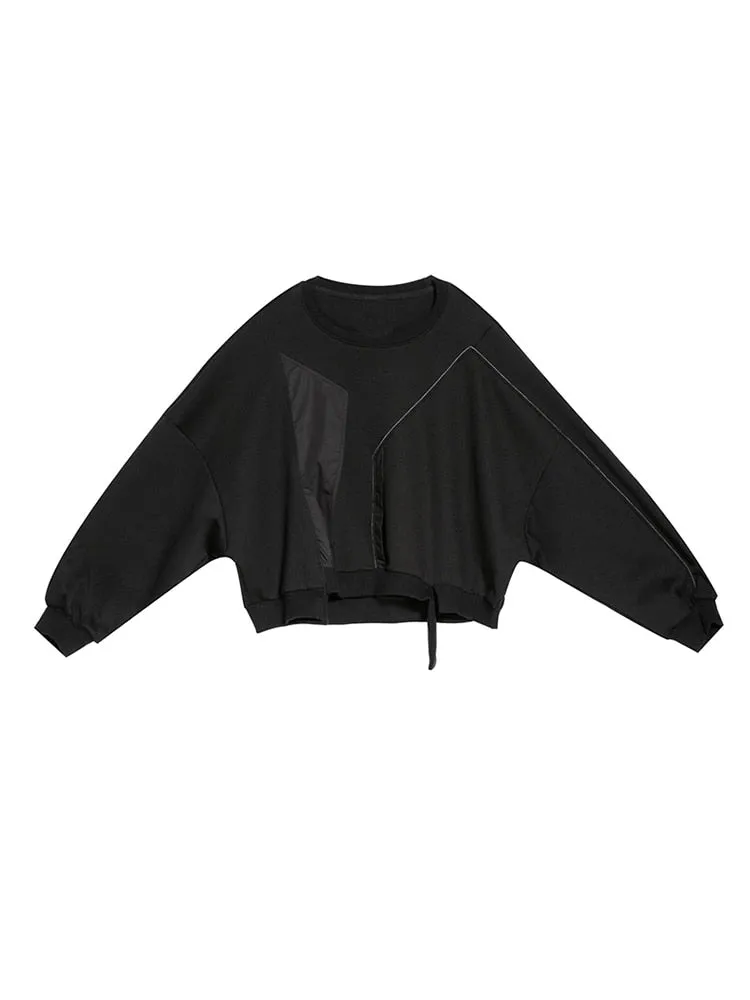 Hatsu Irregular Sweatshirt - Black