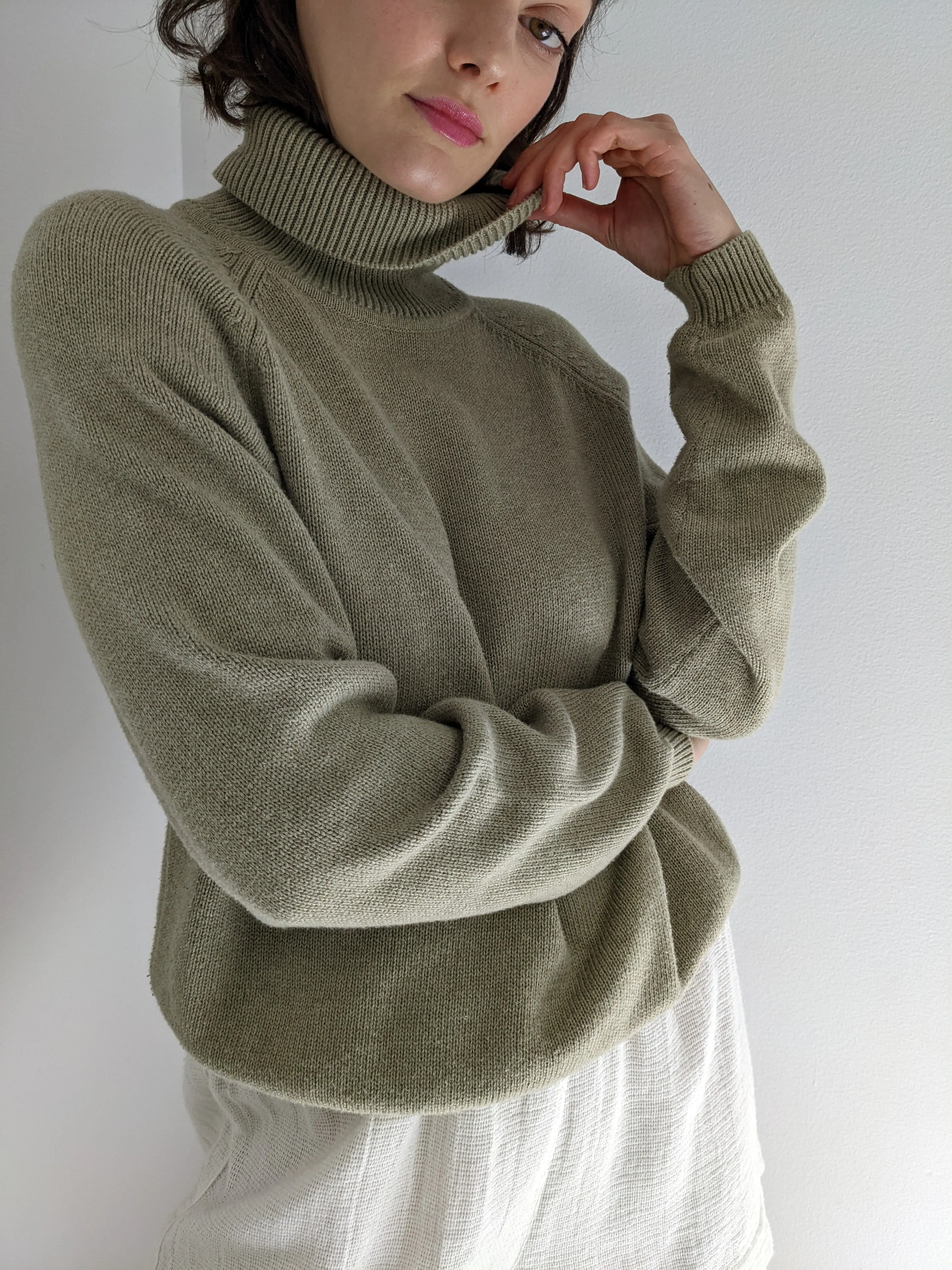 Lovely Vintage Putty Knit Turtleneck