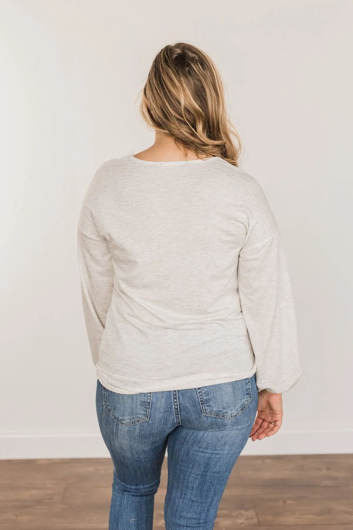 Pleasantly Perfect Twist Top- Light Heather Grey