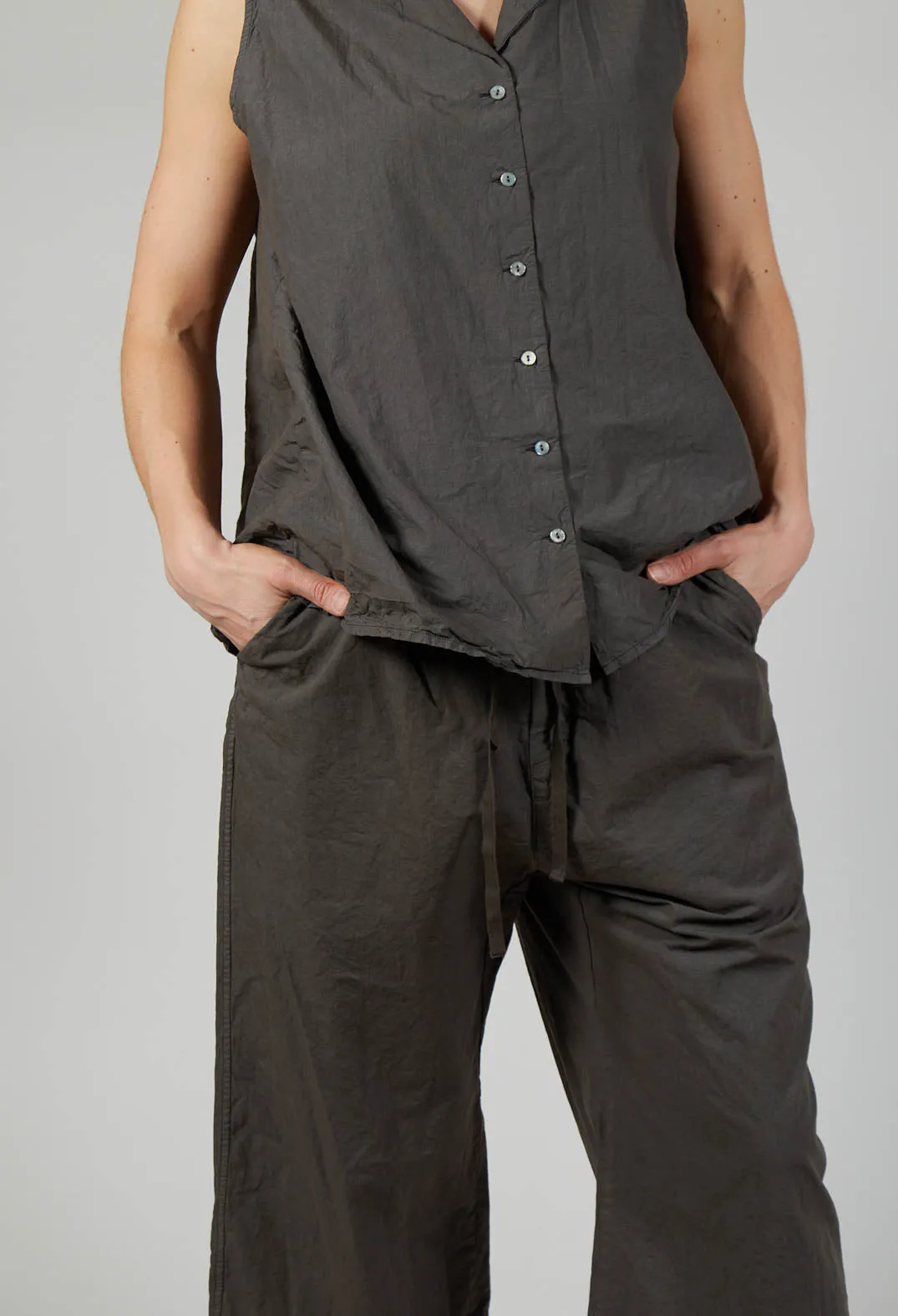 Wide and Short Trousers CC in Antracite