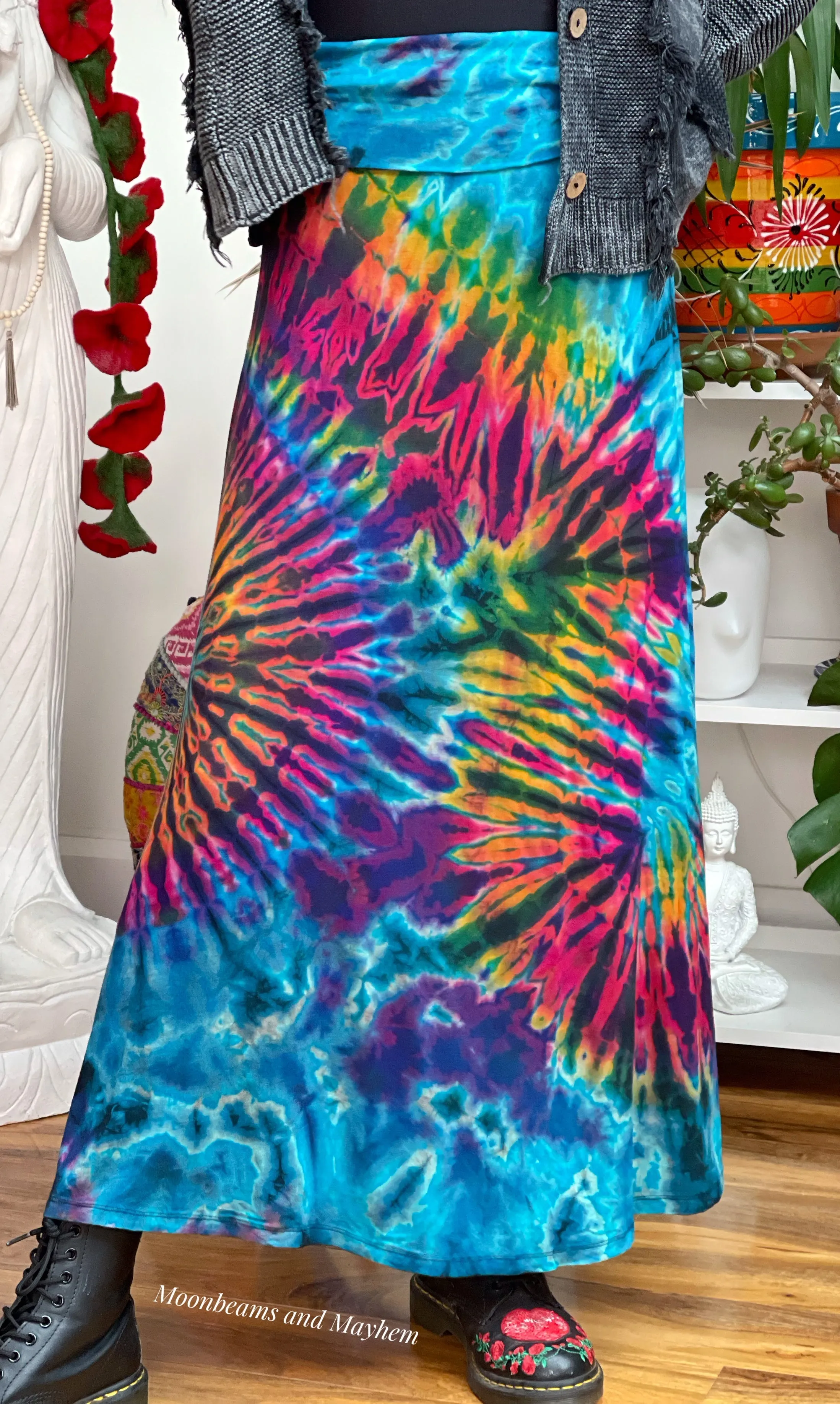 WILD CHILD AZURA BLUE LONG TIE DYE SKIRT SIZE REG / XL